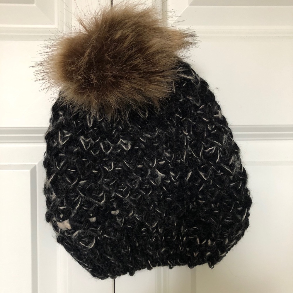 Faux Fur Knit Pom Pom Beanie
